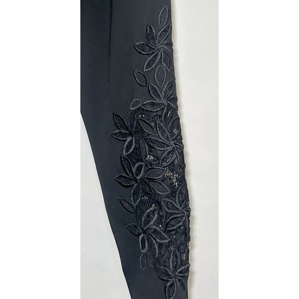 Lulu B Black Embroidered Ankle Pants Floral Lace Pull On M - Picture 2 of 9